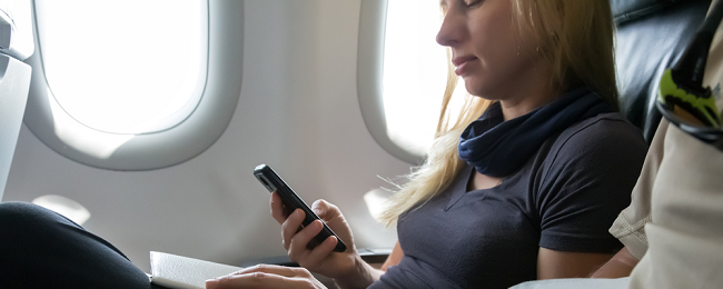 Gniazdka w samolotach przejdą do historii? Ten sposób ładowania jest dużo łatwiejszy