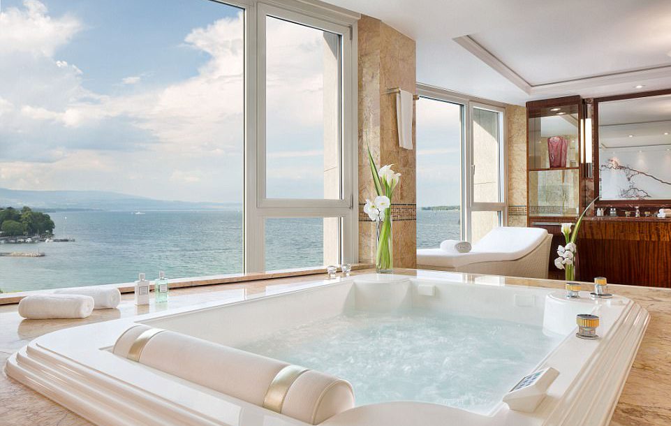 jacuzzi w hotelu