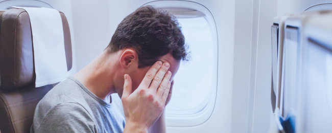 „Pan nie poleci z nami”. Za co możesz być wyproszony z samolotu? Zdziwisz się!