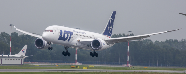 Ile?!? LOT chce w 2018 r. przewieźć 10 mln pasażerów. Ogłosi też przynajmniej 20 nowych tras!