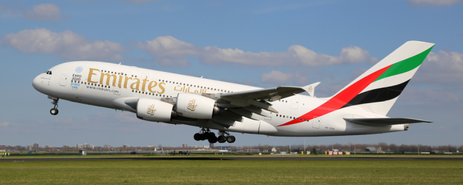 Emirates ratuje Airbusa. Olbrzymie zamówienie na największy samolot świata