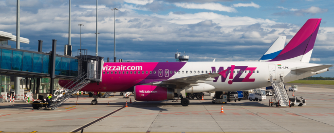 Prezes Wizz Air: Nie zamierzamy ruszać się z Warszawy. A jeśli LOT jest ciasno, niech przeniesie się do Modlina