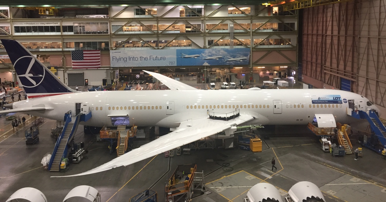 Dreamliner 787-9 LOT w budowie