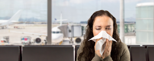 Najlepsze miejsce do siedzenia w samolocie, aby uniknąć grypy i przeziębienia