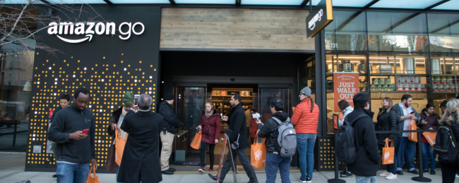 Oto sklep przyszłości – bez kas i kolejek. Zrobiłem zakupy w Amazon Go