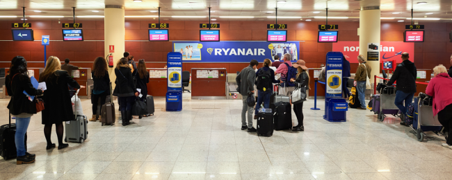 Koniec wysokich, ukrytych opłat dodatkowych? Idą na wojnę z tanimi liniami