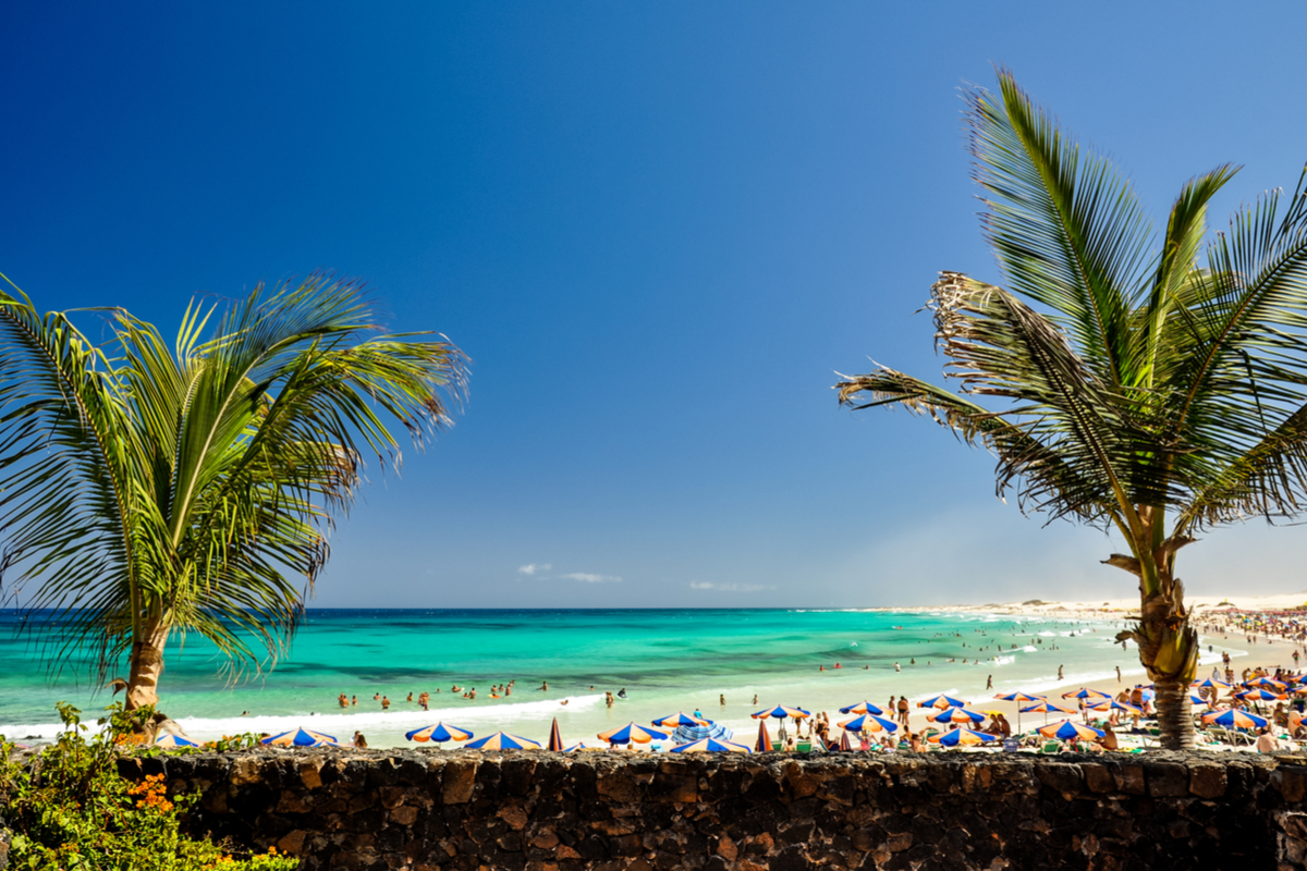 Wyspy Kanaryjskie 2 w 1 – Fuerteventura i Lanzarote z Berlina za 352 PLN (loty + prom)