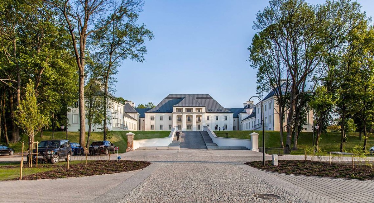 Wakacje w historycznym zamku: noclegi z wyżywieniem za 199 PLN/pokój