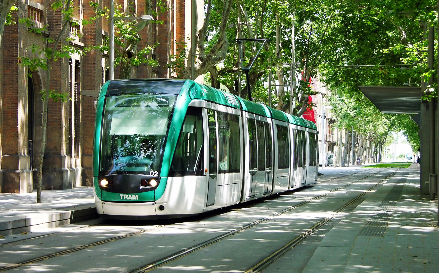 Komunikacja publiczna w Barcelonie. Jak poruszać się po mieście i ile kosztują bilety?