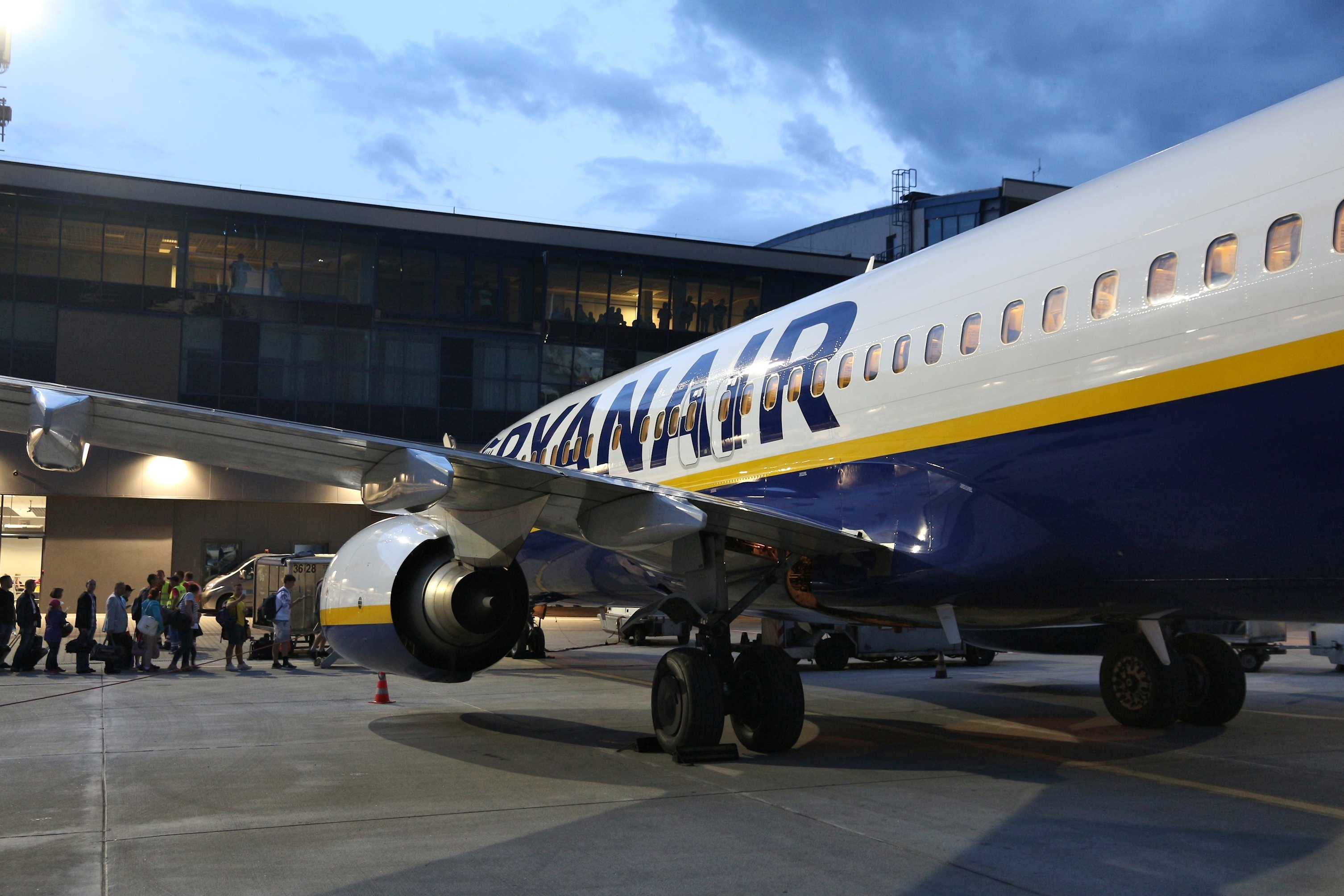 Znowu to samo! Ryanair odwołuje aż 64 połączenia, pasażerowie z 3 lotnisk w Polsce poszkodowani