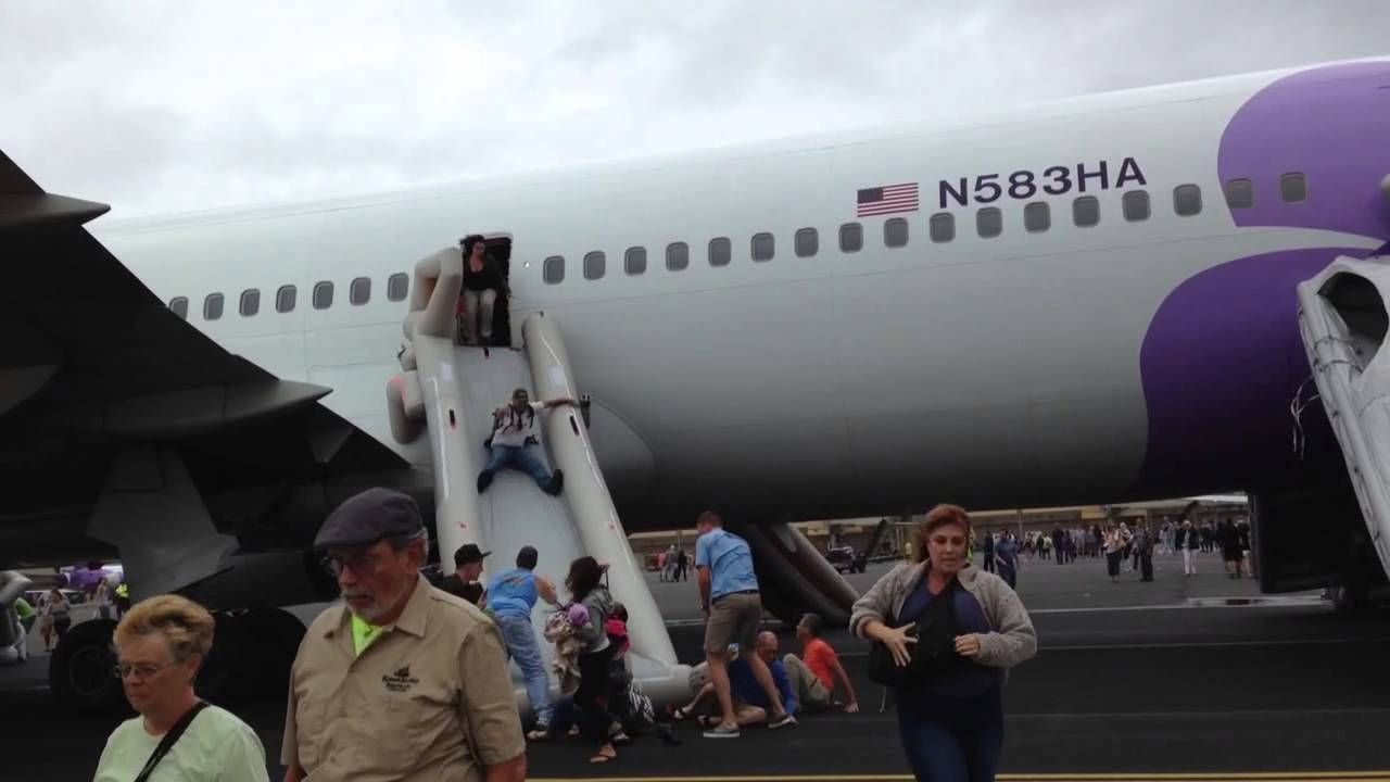 ewakuacja samolotu Hawaiian Airlines