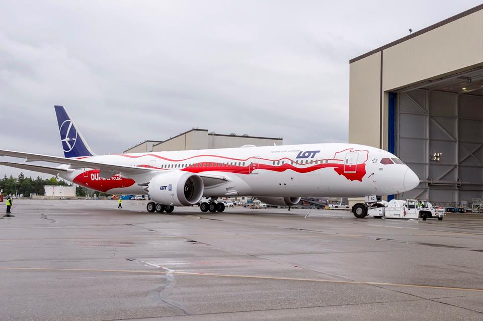 nowy Dreamliner LOT