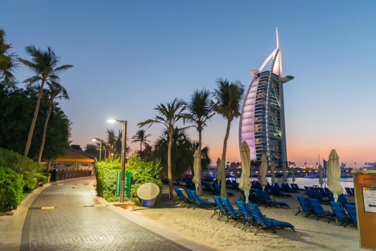 Podróż 3w1: ZEA, Liban i Cypr z Katowic za 770 PLN