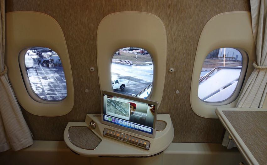 Wirtualne okna w Emirates