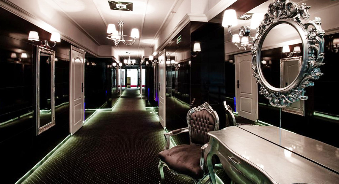 Travelist hotel