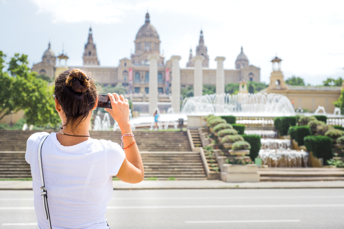 Ateny, Barcelona, Katania, Kutaisi, Larnaka od 88 PLN (178 PLN bez WDC). Z Katowic