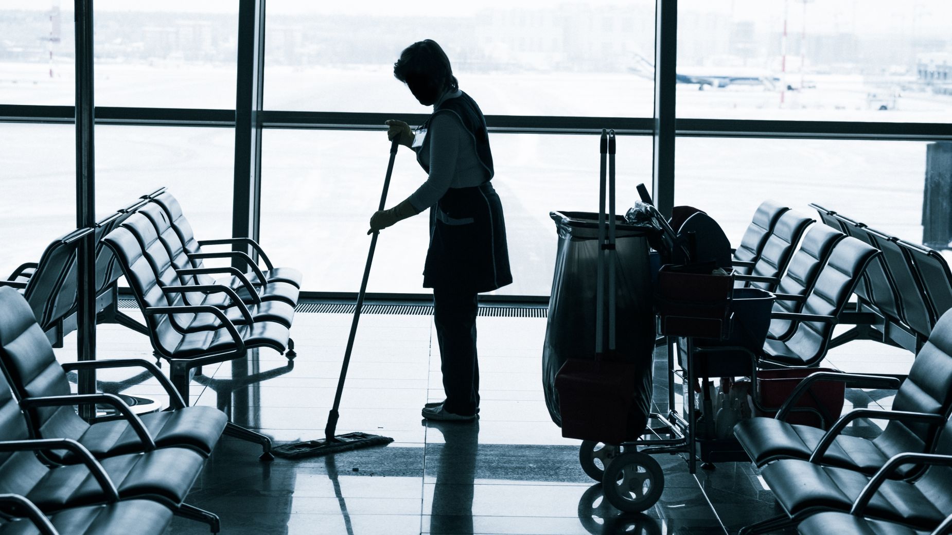 Najczystsze lotnisko świata? Niestety, nie w Polsce. Tam odkurzają nawet bagaże