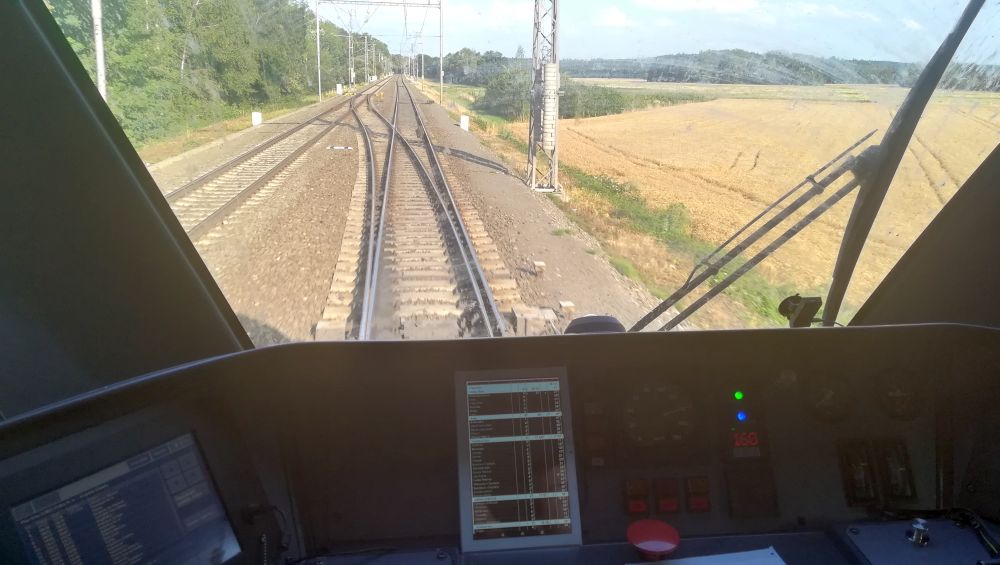 W kabinie maszynisty pociągu Leo Express