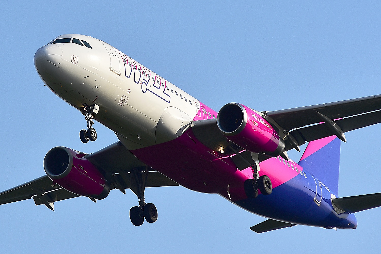 Wizz Air potwierdza zimowe cięcie siatki. Część tras znika na dobre, niektóre wrócą latem