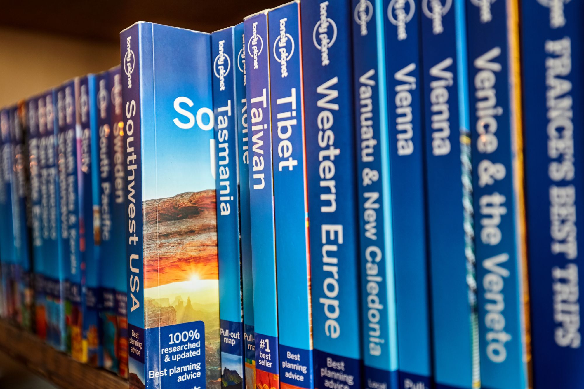 Wyprzedaż przewodników Lonely Planet: wszystkie e-booki za 24 PLN/sztuka