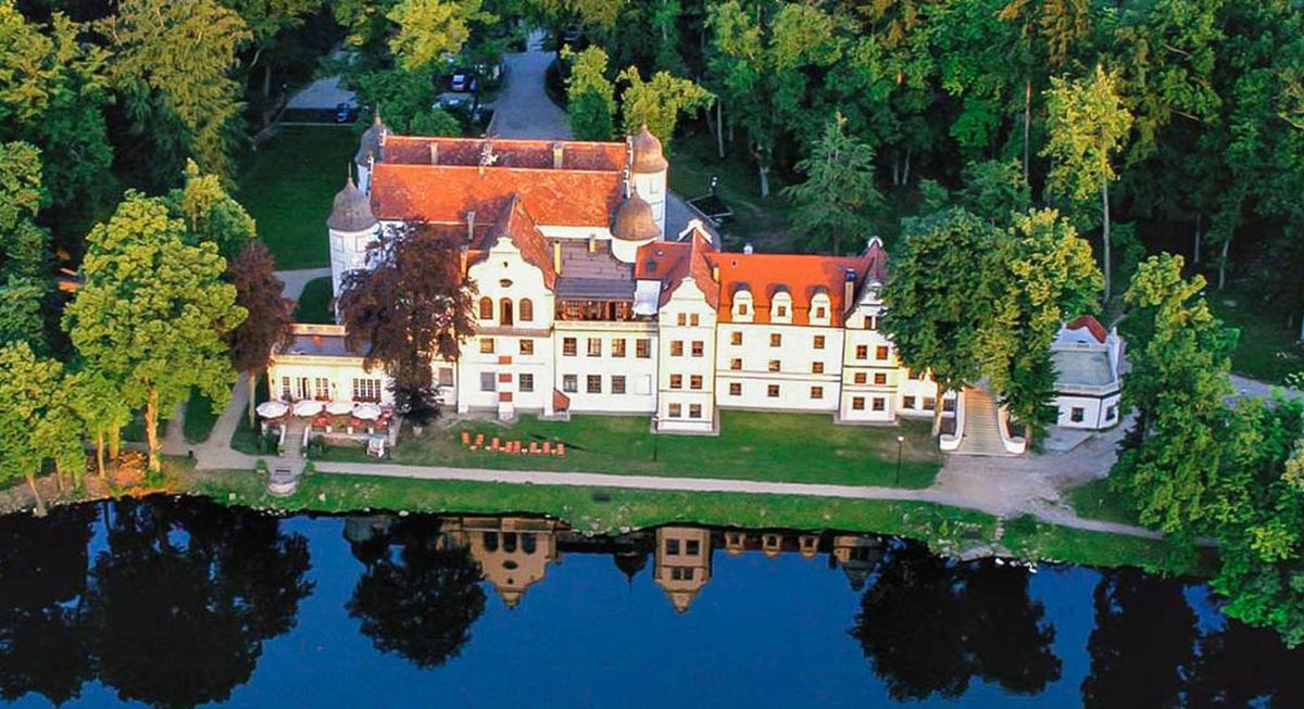 3* hotel z wyżywieniem w zabytkowym zamku za 229 PLN/pokój