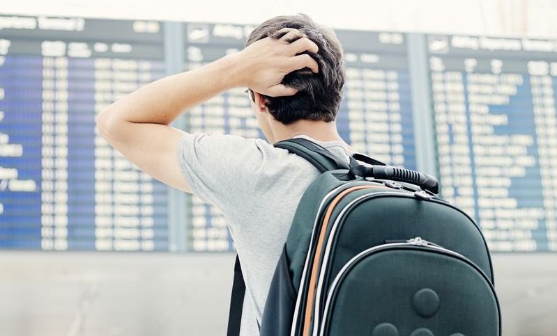 Pasażer na lotnisku