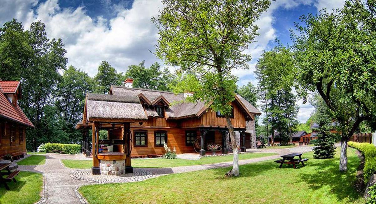 3* hotel z wyżywieniem w dworku na Pojezierzu Brodnickim za 99 PLN/pokój