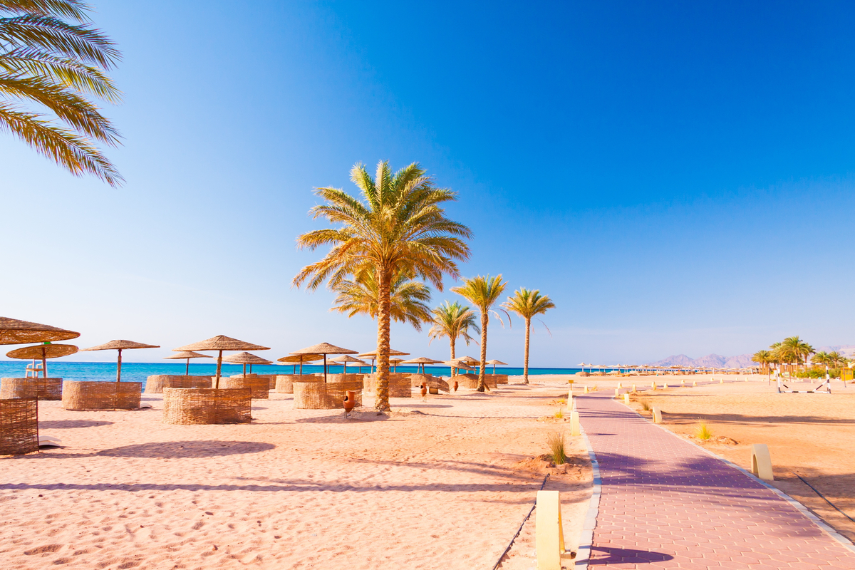 Wczasy w Tabie: all inclusive w 5* hotelu od 1999 PLN. Wyloty z 3 miast