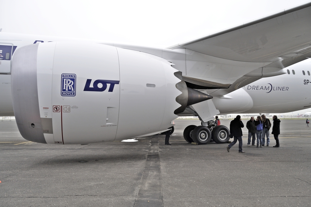 LOT, 787, Trent 1000, Rolls-Royce
