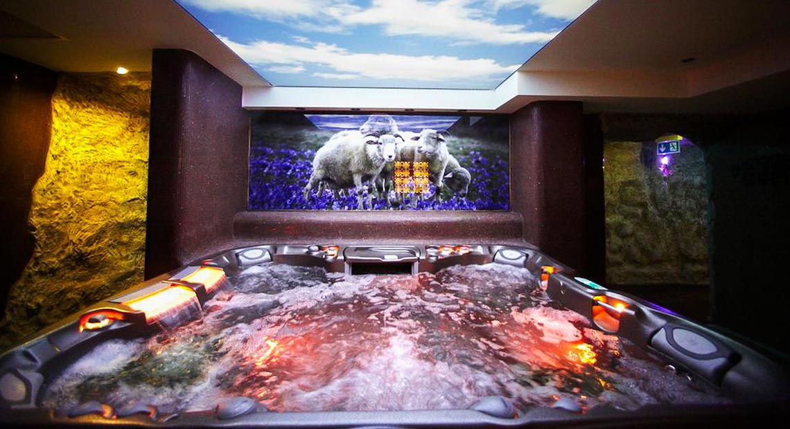 Jacuzzi w hotelu