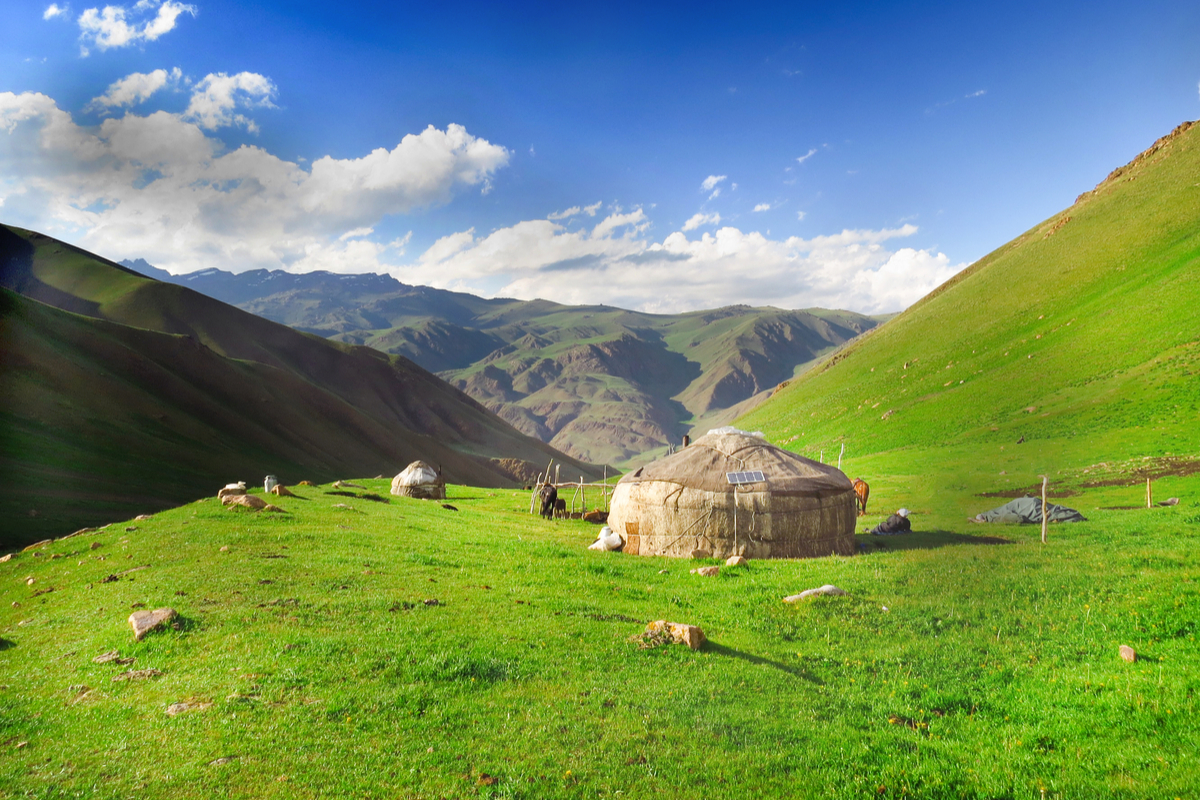 Okazja! ZEA, Oman, Iran, Kazachstan, Kirgistan i Katar z 3 miast już od 371 PLN