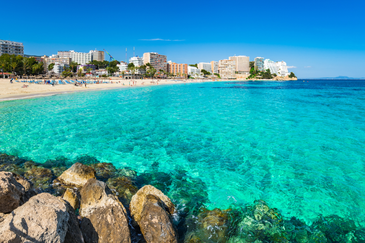 Wczasy na Majorce w 4* hotelu z HB od 1589 PLN. Wyloty z Warszawy lub Krakowa