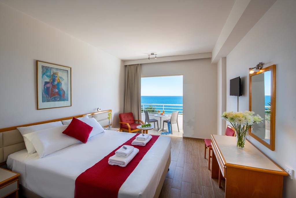 hotel na cyprze