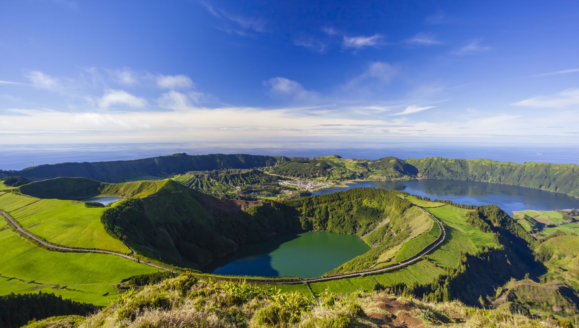 Azory, czyli nowy turystyczny raj. Czy Ryanair i inne tanie linie rozbiją bank?