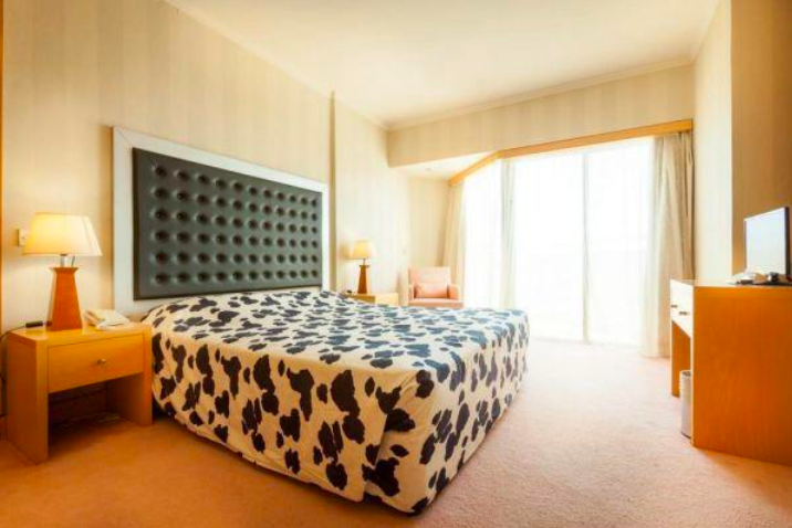 hotel na cyprze