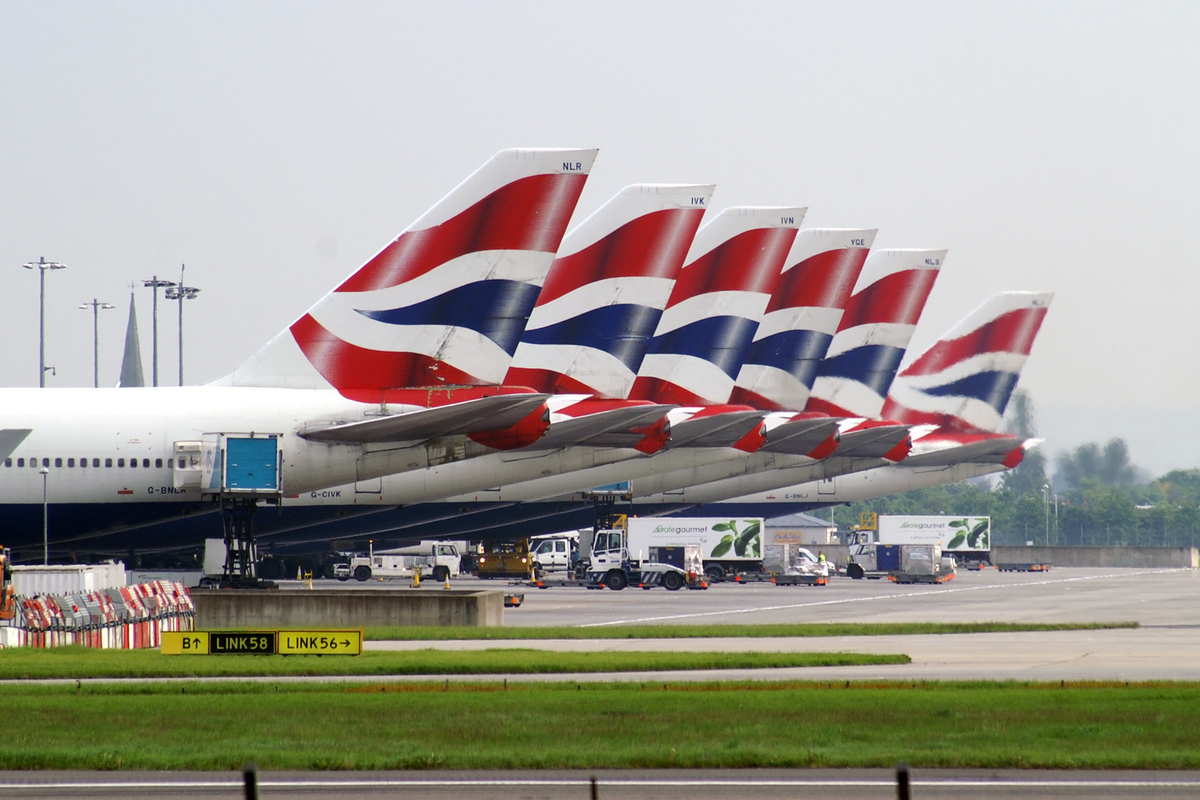 Dane 500 tys. osób wyciekły z British Airways. Linia zapłaci 860 mln PLN kary