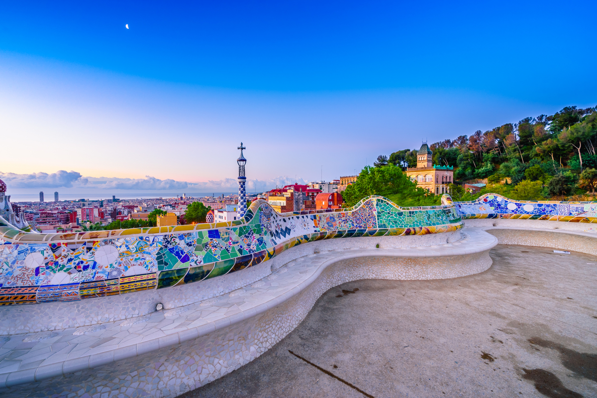 Tanie loty do Barcelony z Warszawy za 163 PLN