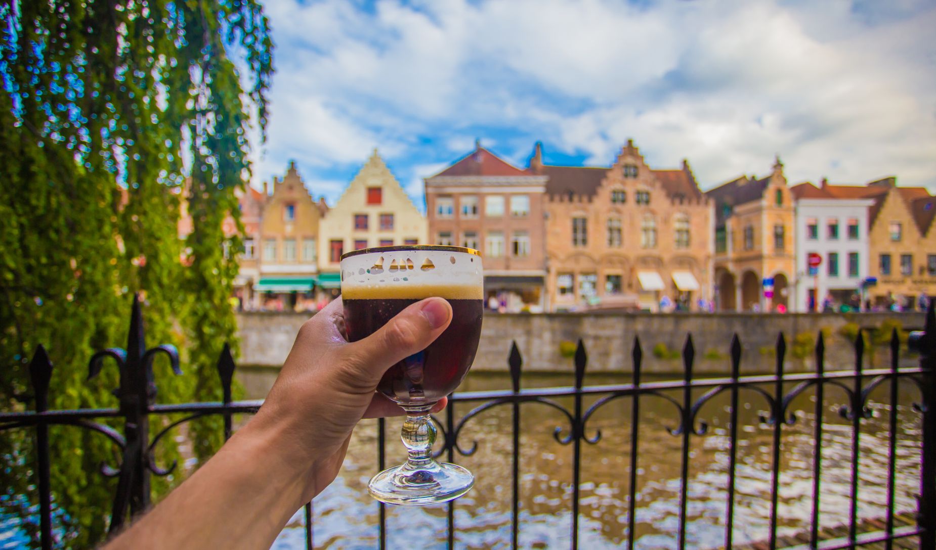 Najnudniejszy kraj świata czy kusząca propozycja na (długi) weekend?