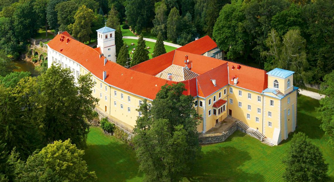 Zamek na Skale