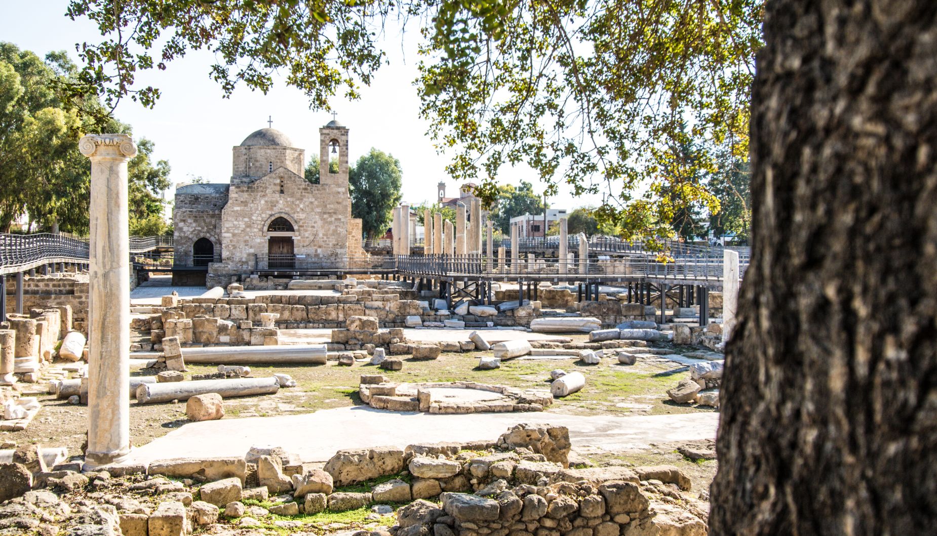 Lekarstwo na nudę i brak słońca? Lećcie na Cypr w zimie!