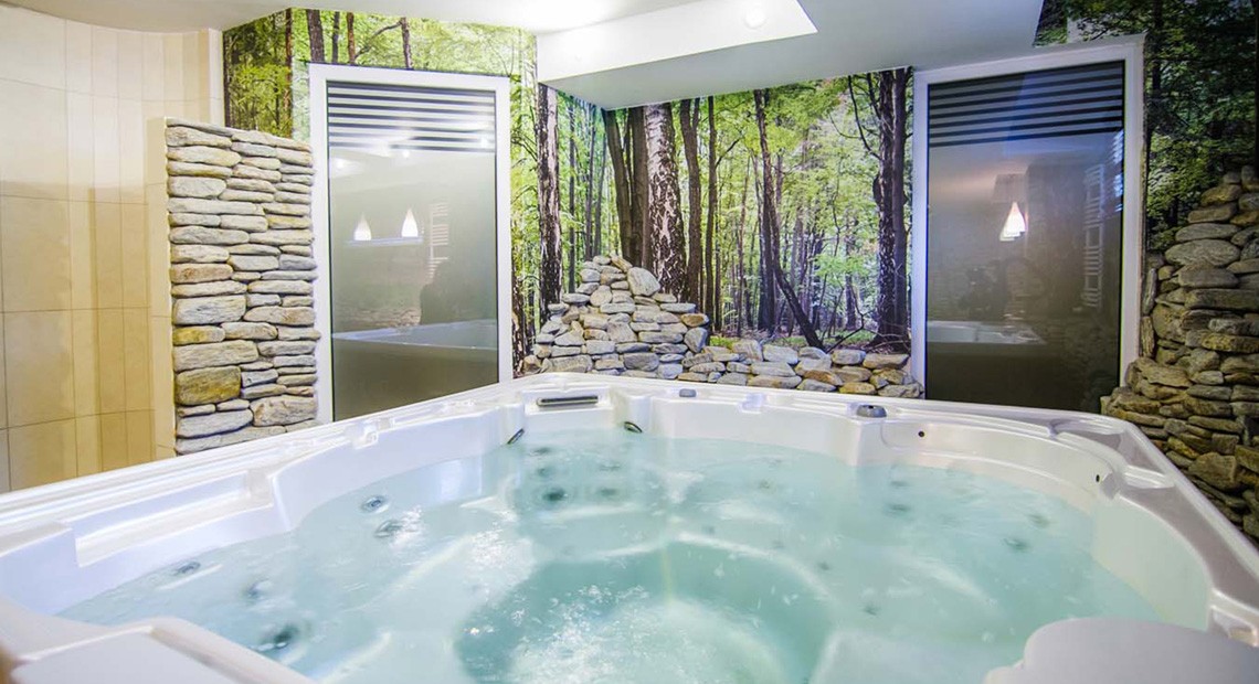 Jacuzzi w hotelu