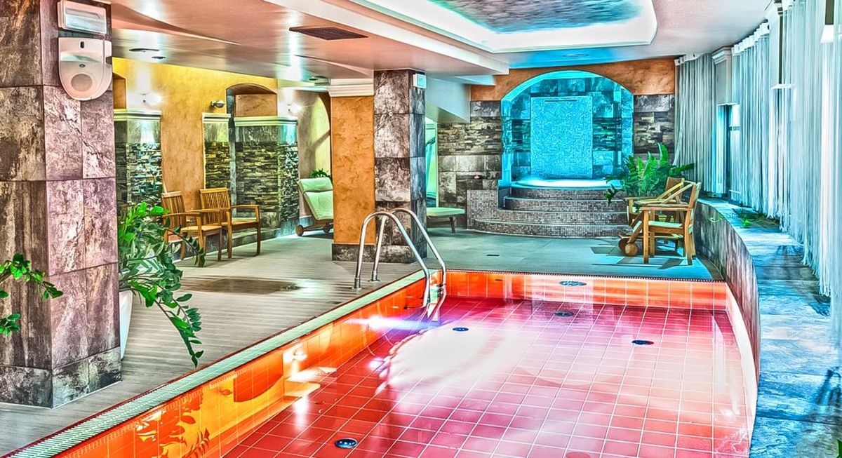4* hotel z wyżywieniem nad Zalewem Janowskim za 239 PLN/pokój