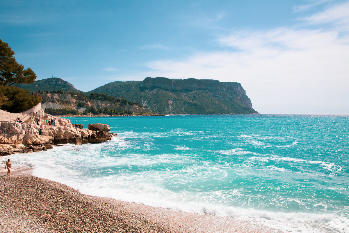 Urlop na Lazurowym Wybrzeżu w szczycie sezonu! Wakacje w Cassis od 691 PLN (loty, przejazdy i noclegi)