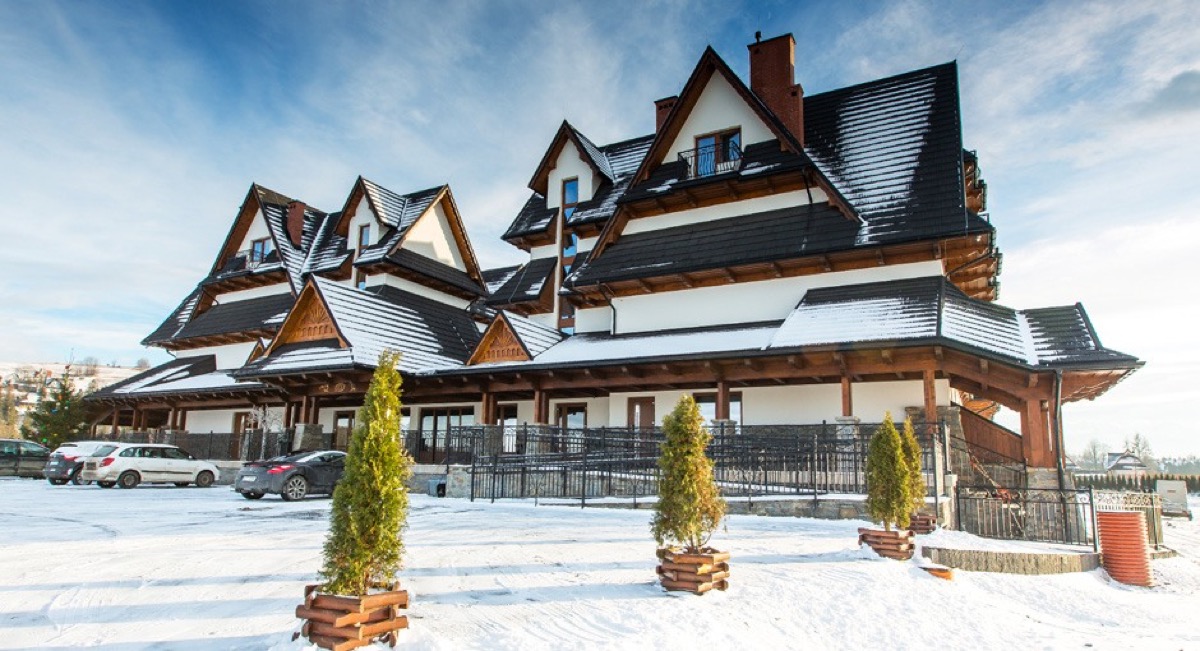 Noclegi z wyżywieniem w hotelu Borowy Dwór Biznes SPA & Fun na Podhalu od 269 PLN/pokój + wejście do term gratis