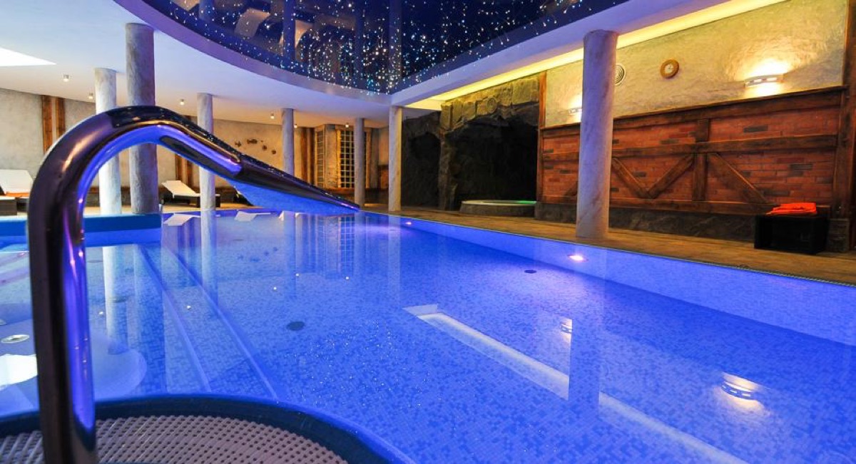 Noclegi z wyżywieniem w 4* hotelu Kryształ Conference & Spa w Sudetach od 299 PLN/noc