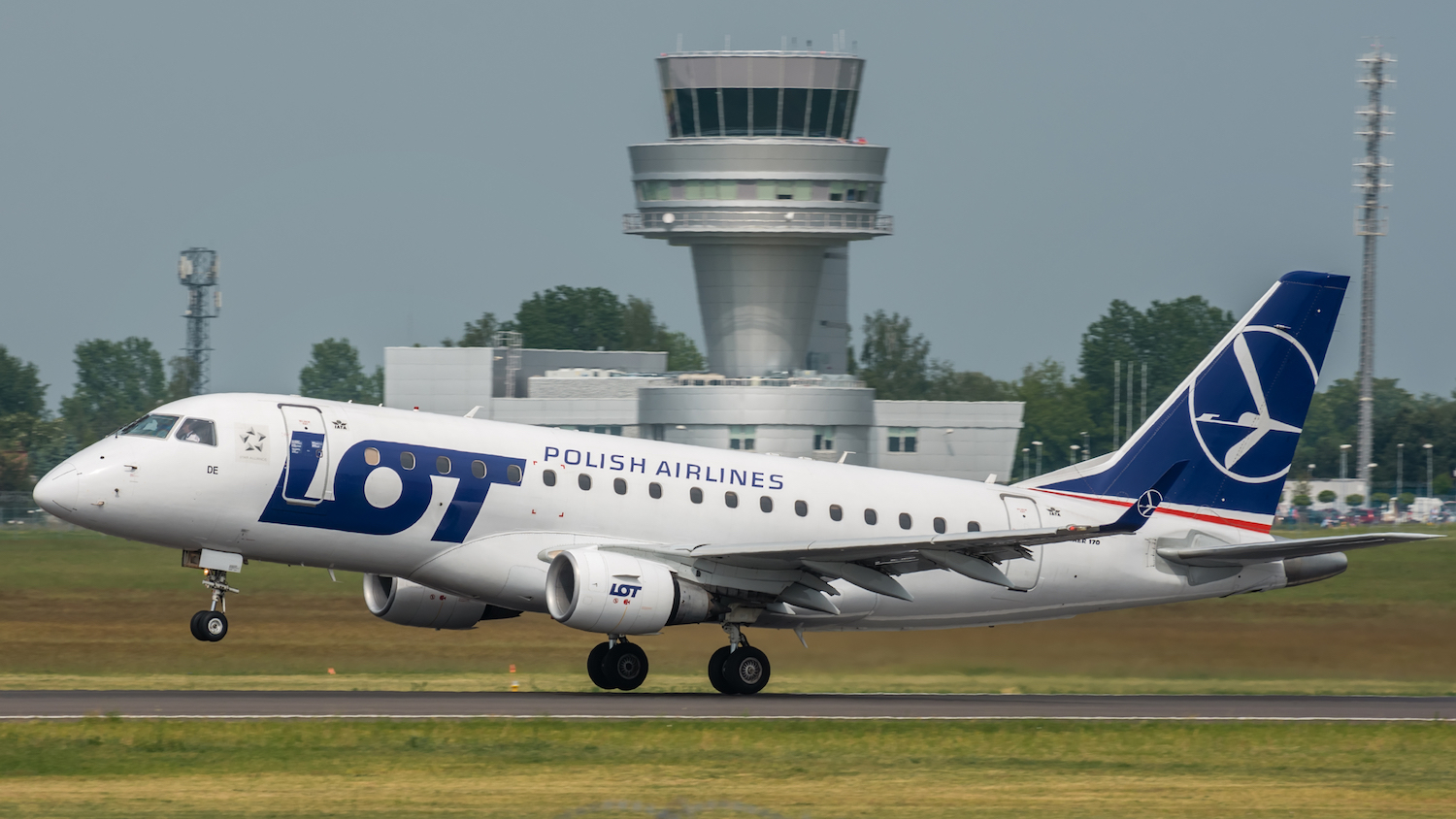 LOT jeszcze nie uruchomił nowej trasy, a już podwaja liczbę lotów – z 5 do 10 tygodniowo!