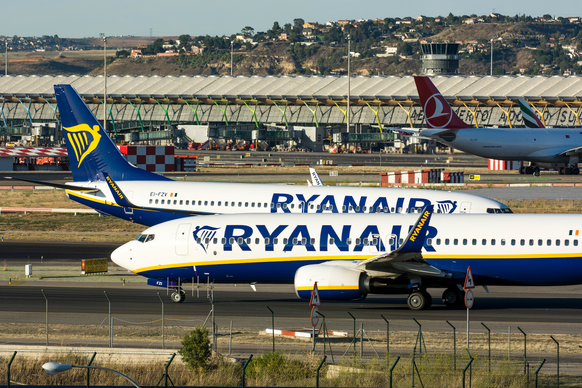 Ryanair: Nie spodziewamy się lotów w kwietniu i maju. Samoloty “do dyspozycji krajów UE”