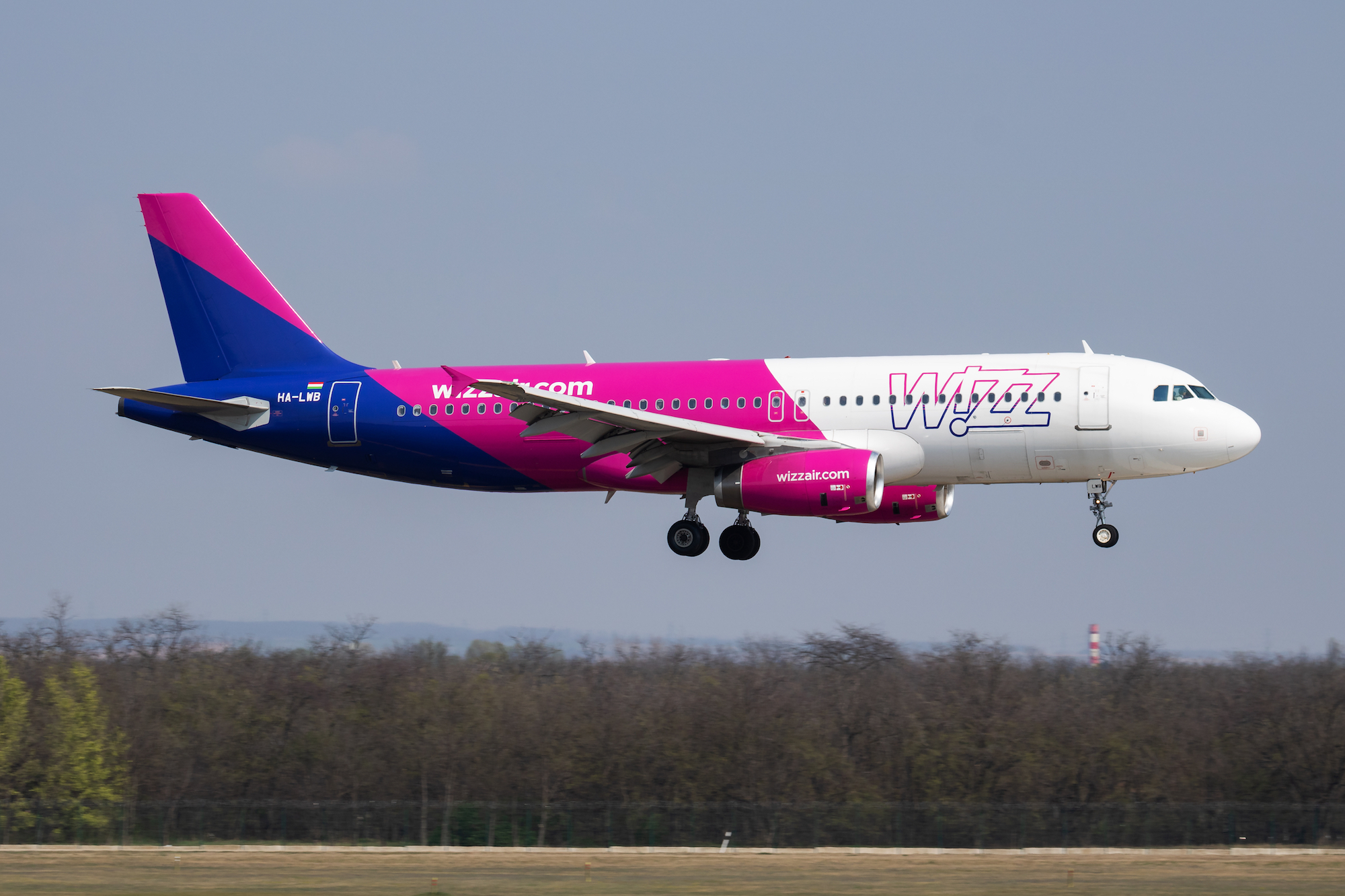 Wizz Air i LOT zawieszają wszystkie loty do Norwegii! LOT zawiesza też część dalekich tras