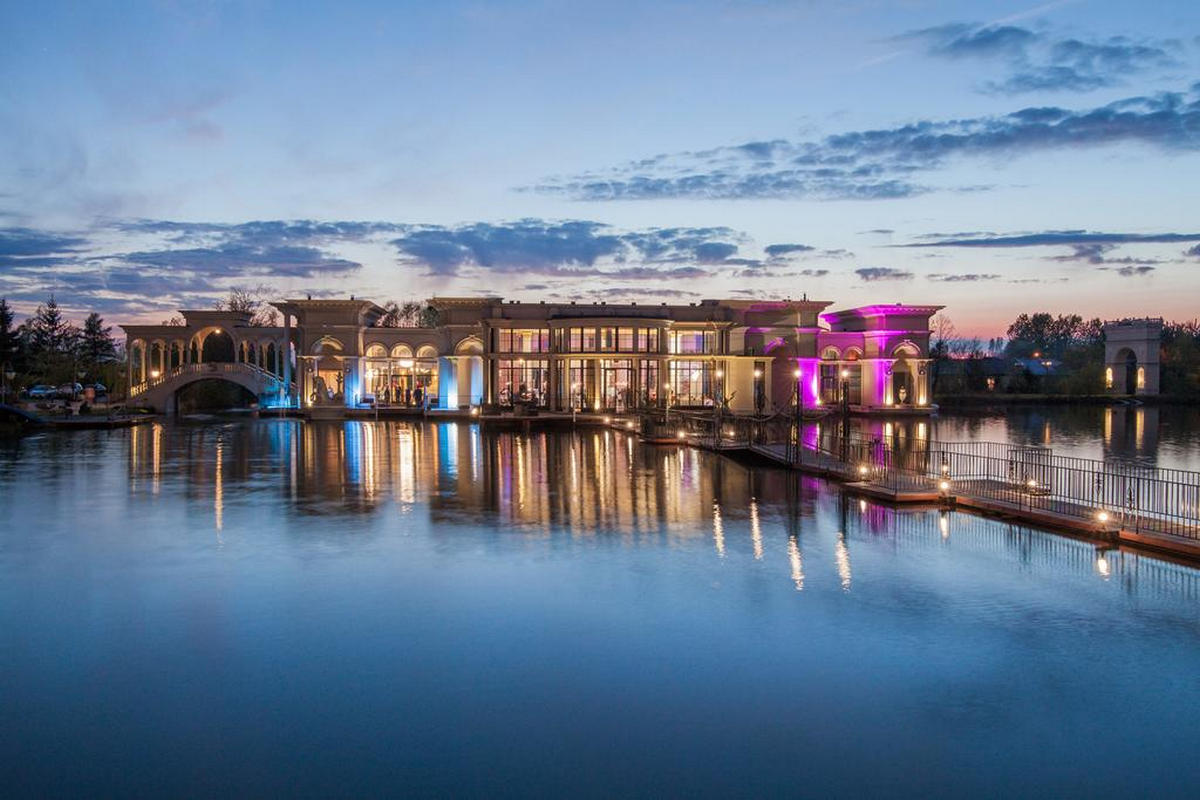 Wakacje w pałacu na wodzie: 3* hotel Venecia Palace w weneckim stylu za 148 PLN/pokój