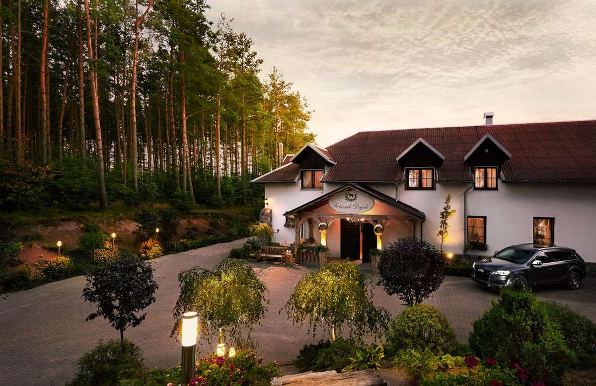 Odwiedźcie Szwajcarię Kaszubską: nastrojowy folwark na wakacje za 135 PLN/pokój (z darmową anulacją)
